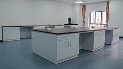 實驗台廠家來告訴你一個增長麻豆免费视频网站家具使用的壽命技巧